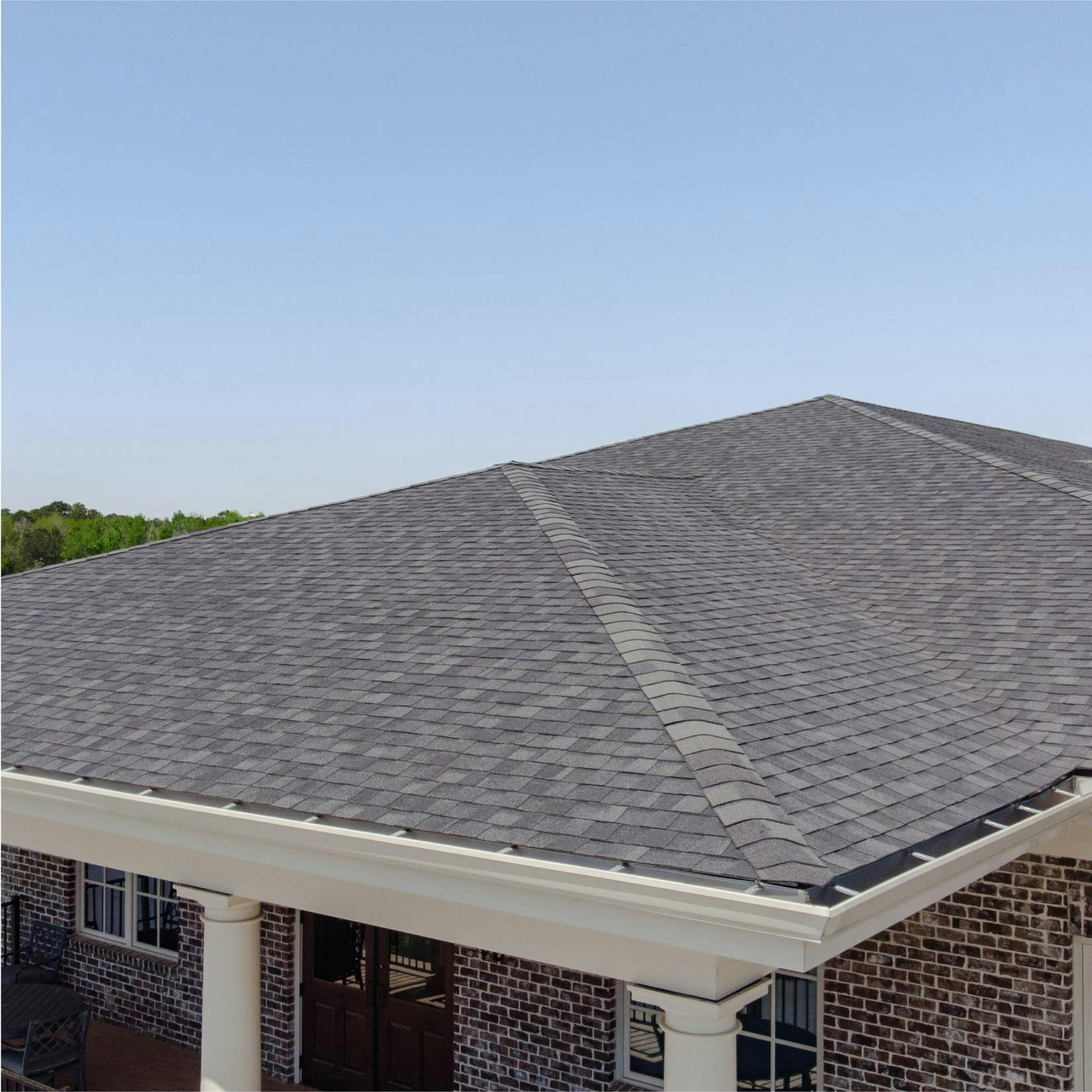 Bulloch First Bank Statesboro, Georgia | Charcoal Black Architectural Asphalt Shingles | Bulloch County Commercial Roofing Solutions | New Construction Commercial Roof
