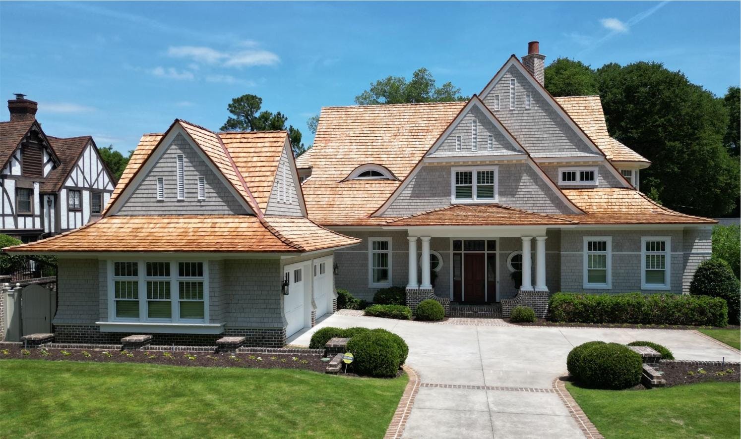 Cedar Shake Roofing | Classic Shake Roof | Coastal Home | Specialty Residential Roofing Solutions | Cedar Shake Shingles
